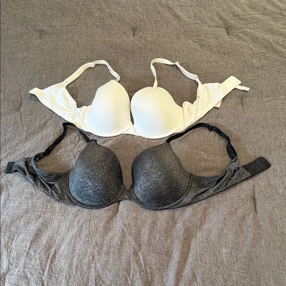 Victoria's Secret Black and Cream Bras - Picture 1 of 3
